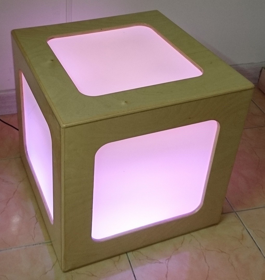 Напольный элемент «Световой Куб» - фото - 1